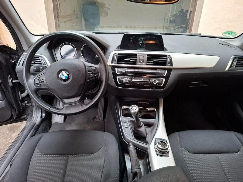 Schwarz Gebraucht 2017 BMW 118 Kleinwagen | 14.900 € (Fairer Preis) - Bild 1/4