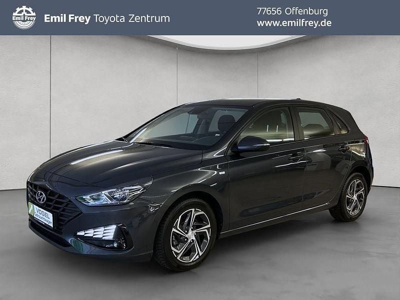 Schwarz Gebraucht 2023 Hyundai i30 Select Limousine | 16.990 € (Fairer Preis) - Bild 1/4