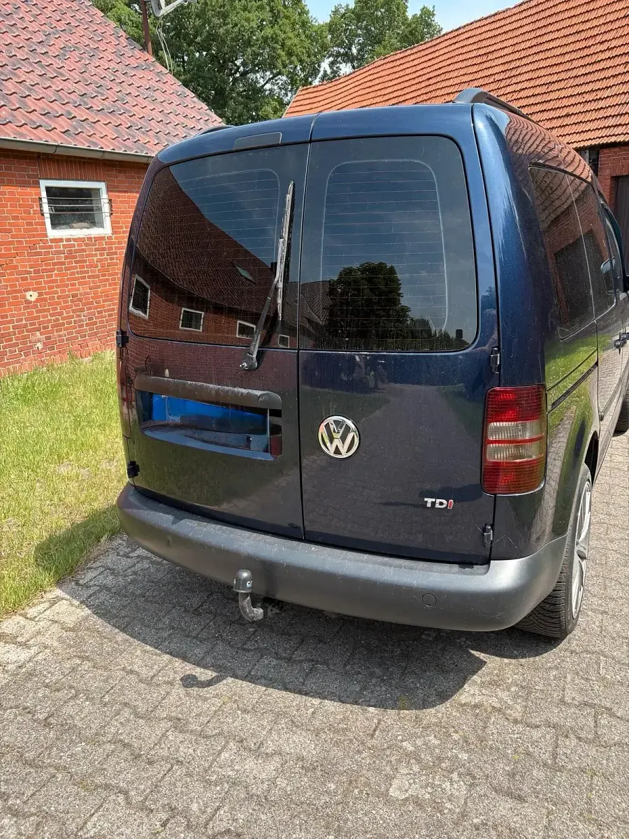Gebraucht VW Caddy 101 PS (74 kW) 2014 Blau Van / Kleinbus