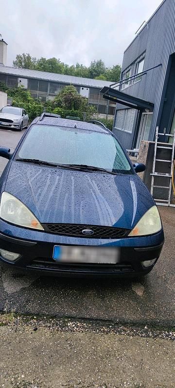 Blau Gebraucht 2004 Ford Focus Kombi | 400 € (Superpreis) - Bild 1/4