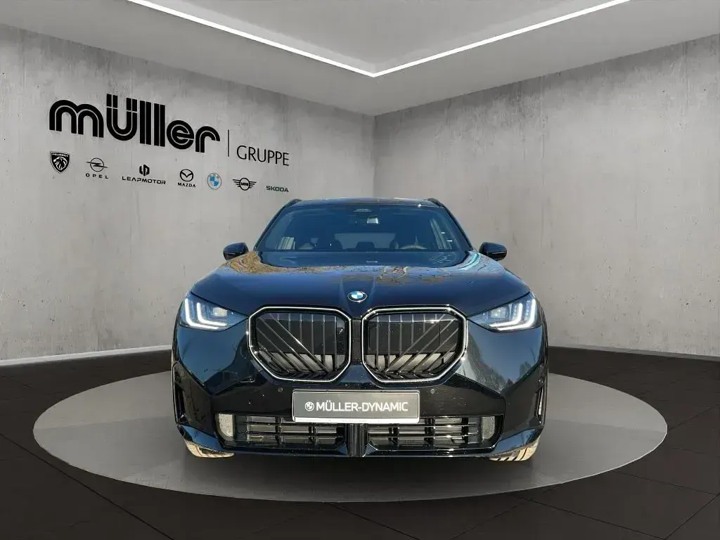 Gebraucht BMW X3 M Sport 208 PS (152 kW) 2026 Schwarz SUV
