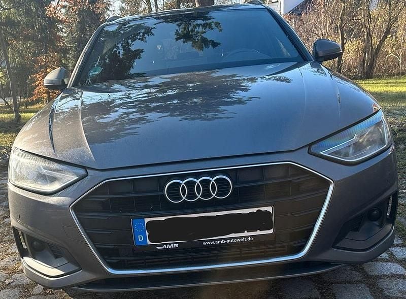 Grau Gebraucht 2022 Audi A4 Advanced Kombi | 27.200 € (Fairer Preis) - Bild 1/4