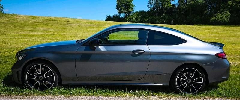 Gebraucht Mercedes C400 333 PS (244 kW) 2018 Grau Coupé