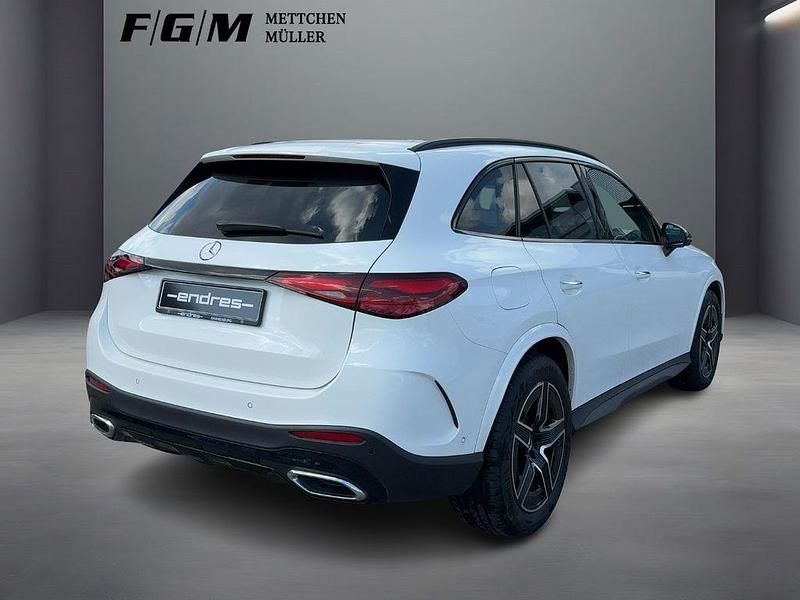 Gebraucht Mercedes GLC300 AMG Line Premium 269 PS (197 kW) 2024 Polarweiss  unilack SUV
