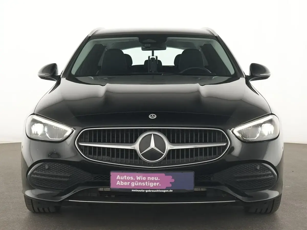Gebraucht Mercedes C200 Avantgarde 163 PS (119 kW) 2024 Schwarz Limousine