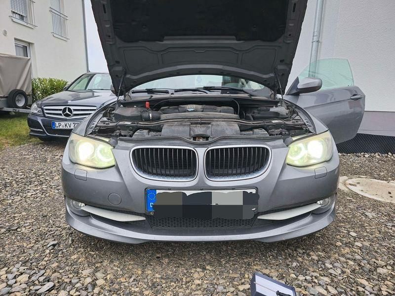 Gebraucht BMW 320 Performance 184 PS (135 kW) 2011 Grau Coupé