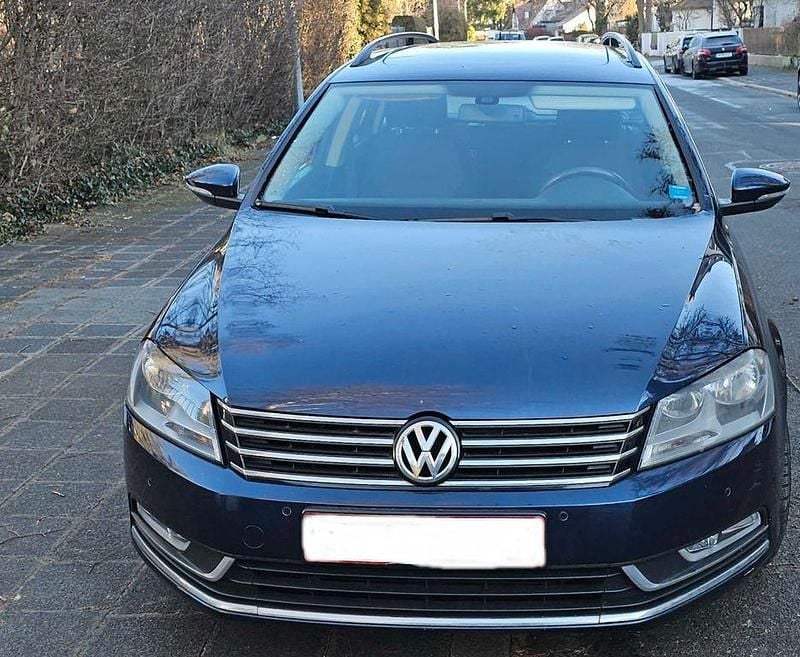 Gebraucht VW Passat Comfortline 136 PS (100 kW) 2011 Blau Kombi