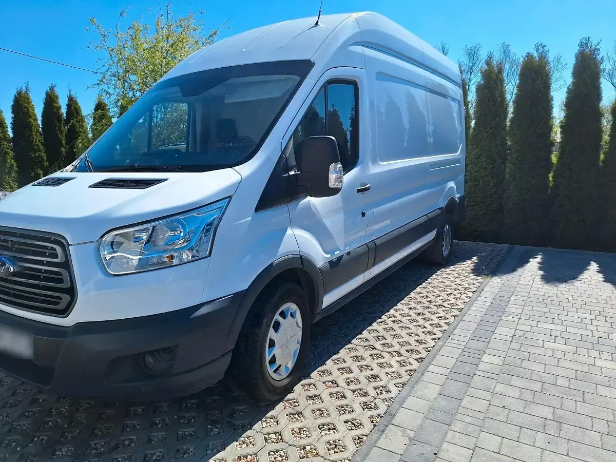 Second-hand Ford Transit 131 CP (96 kW) 2018 Monovolum