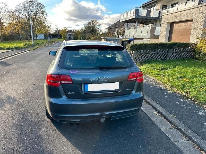 Gebraucht Audi A3 S-Line 125 PS (91 kW) 2012 Grau Limousine