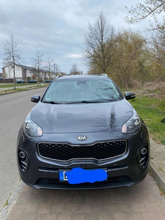 Grau Gebraucht 2017 Kia Sportage Vision SUV | 14.000 € (Guter Preis) - Bild 1/4