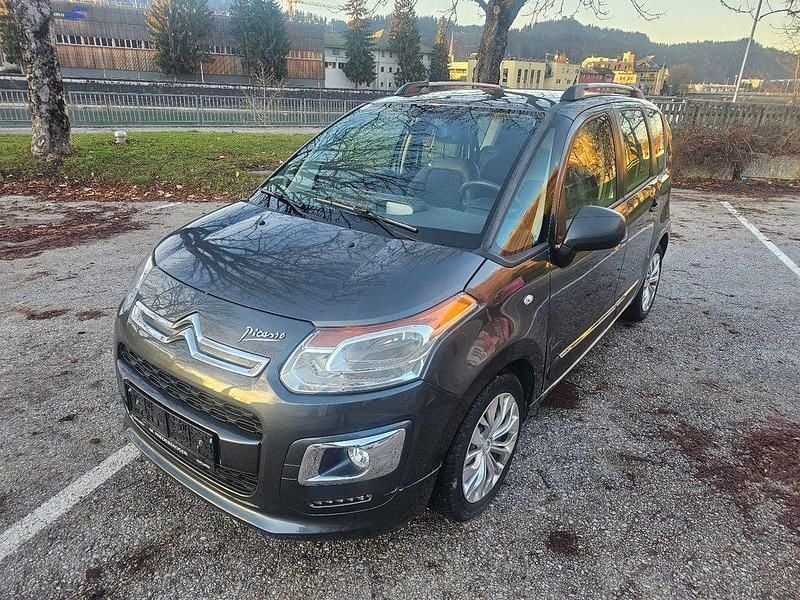 Grau Gebraucht 2015 Citroën C3 Picasso Exclusive Van / Kleinbus | 3.900 € (Guter Preis) - Bild 1/4