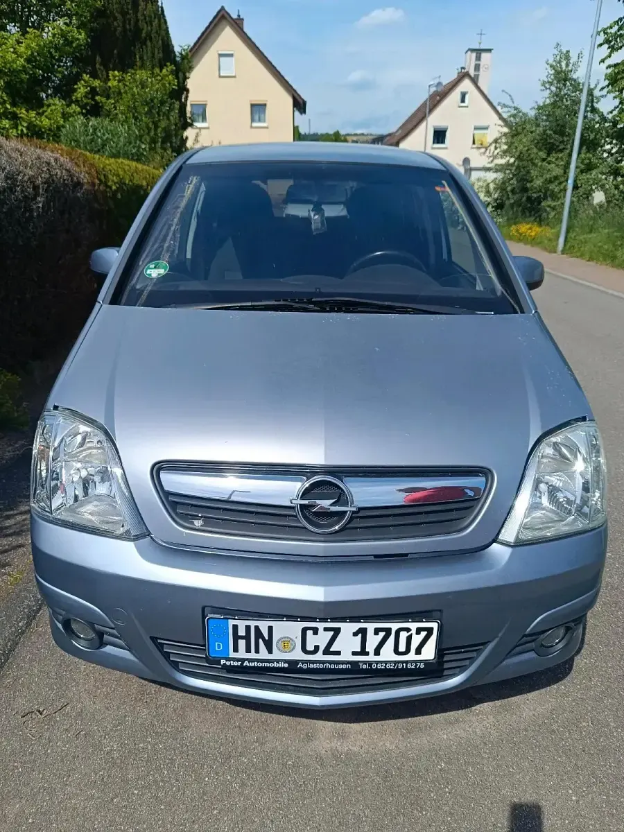 Gebraucht Opel Meriva 105 PS (77 kW) 2009 Silber Van / Kleinbus
