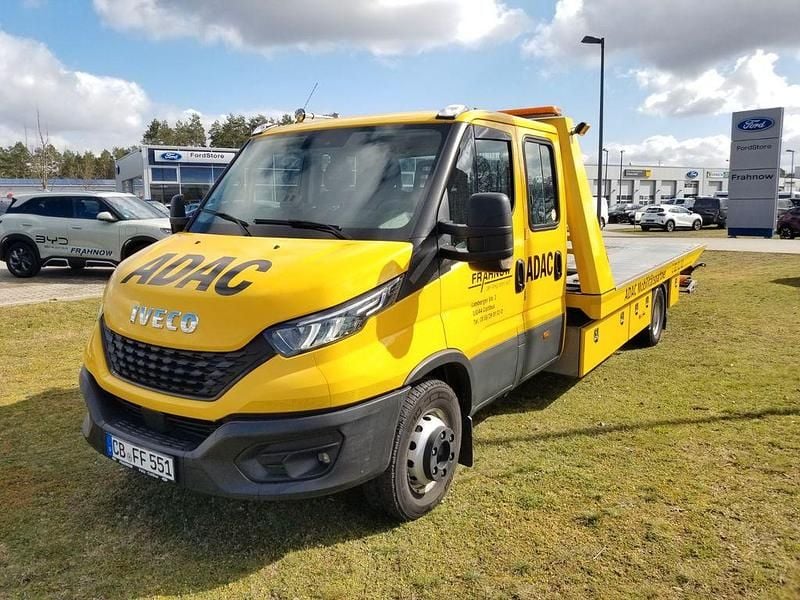 Gebraucht Iveco Daily 179 PS (131 kW) 2022 Gelb