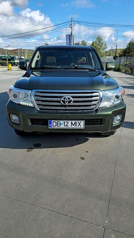 Gebraucht Toyota Land Cruiser Executive 272 PS (200 kW) 2015 Grün SUV