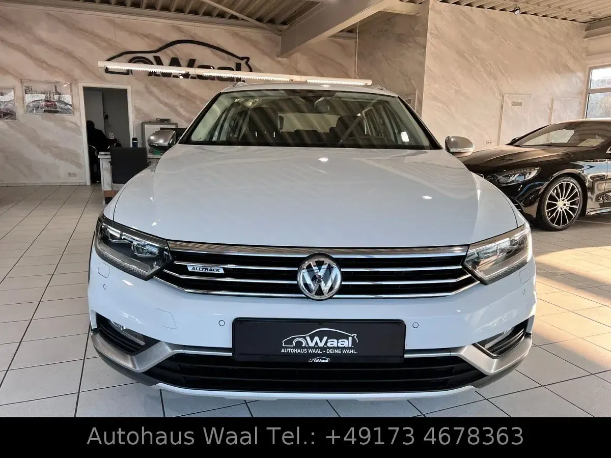 Używany VW Passat Alltrack 190 KM (139 kW) 2018 Biały Kombi