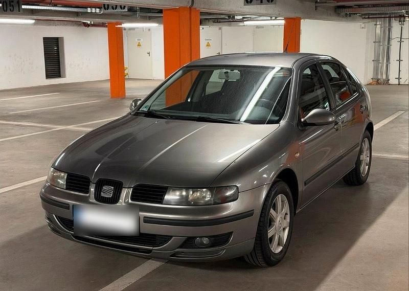Gebraucht Seat Leon Stella 105 PS (77 kW) 2005 Grau Kleinwagen
