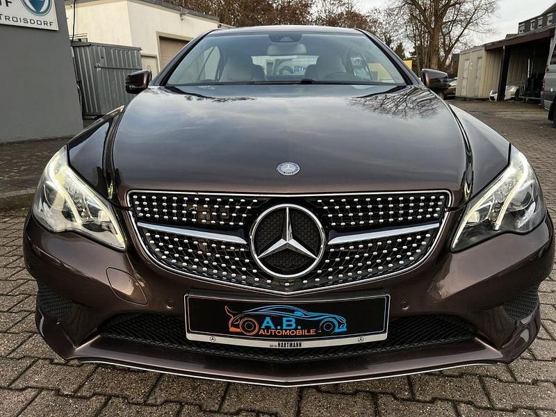 Gebraucht Mercedes E350 258 PS (189 kW) 2015 Braun Coupé