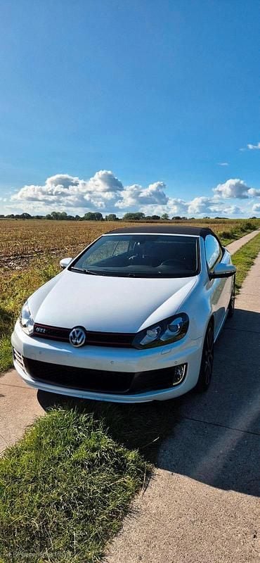 Weiß Gebraucht 2014 VW Golf Cabriolet GTI Cabrio | 18.000 € (Teuer) - Bild 1/4