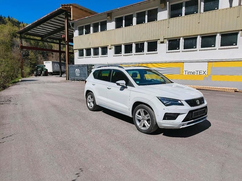 Usata Seat Ateca 4Drive 190 CV (139 kW) 2017 Bianco SUV