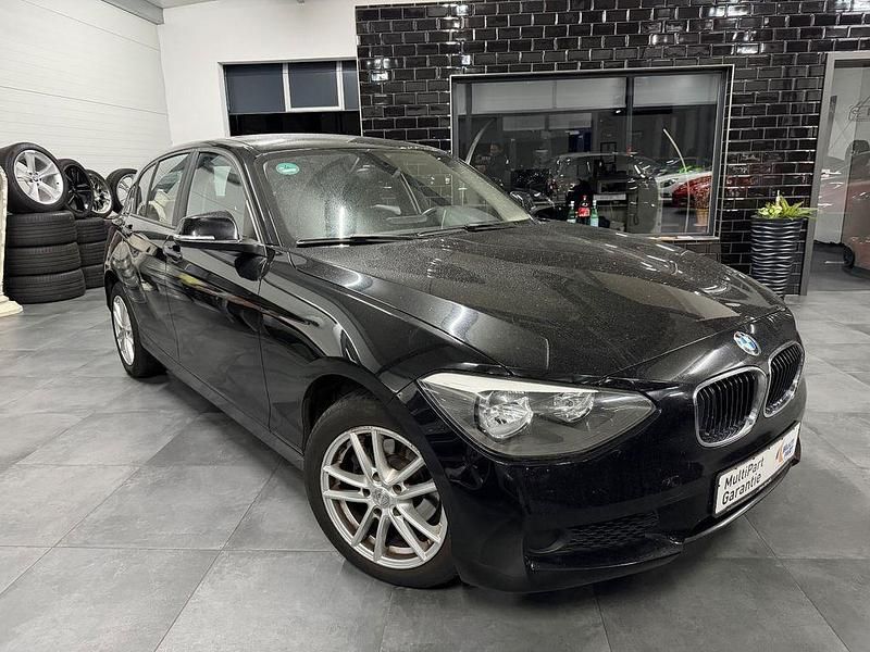 Schwarz Gebraucht 2013 BMW 116 Advantage Kleinwagen | 5.999 € (Guter Preis) - Bild 1/4