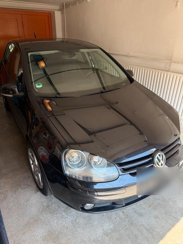 Schwarz Gebraucht 2005 VW Golf V Kleinwagen | 2.800 € (Fairer Preis) - Bild 1/4