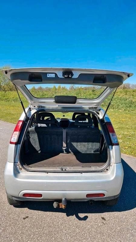 Gebraucht Suzuki Ignis 61 PS (44 kW) 2002 Silber Kleinwagen