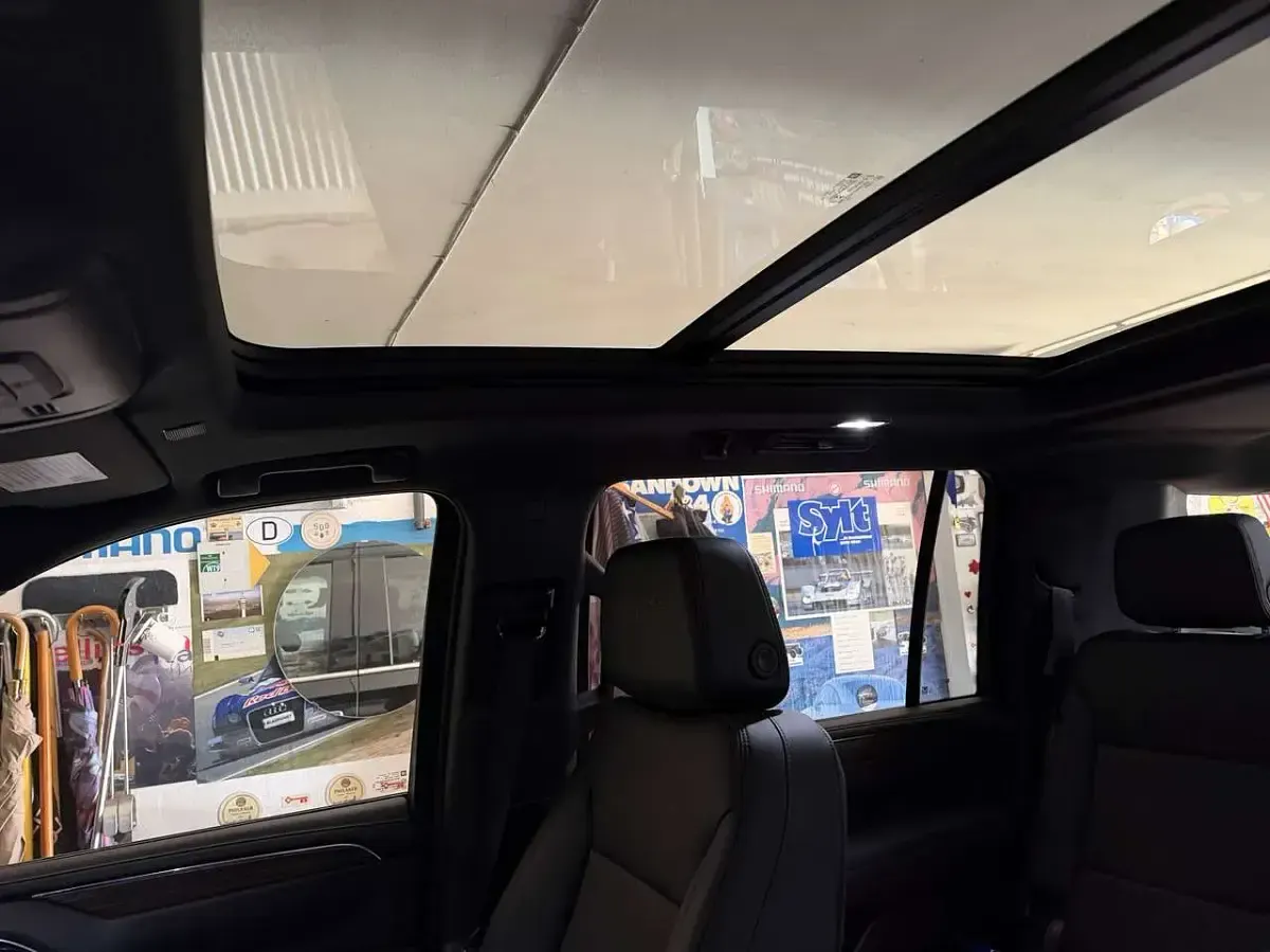 Gebraucht Chevrolet Suburban 426 PS (313 kW) 2025 Schwarz SUV