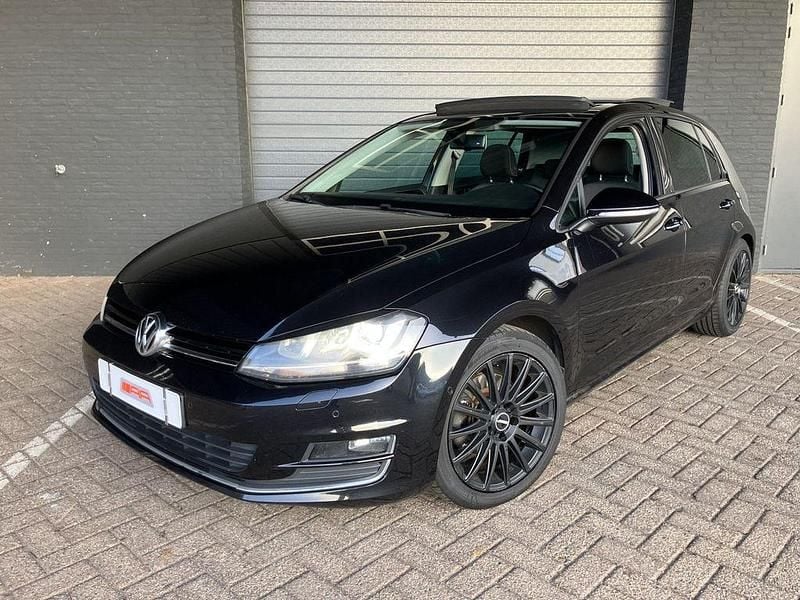 Gebraucht VW Golf VII Highline 141 PS (103 kW) 2013 Schwarz Limousine