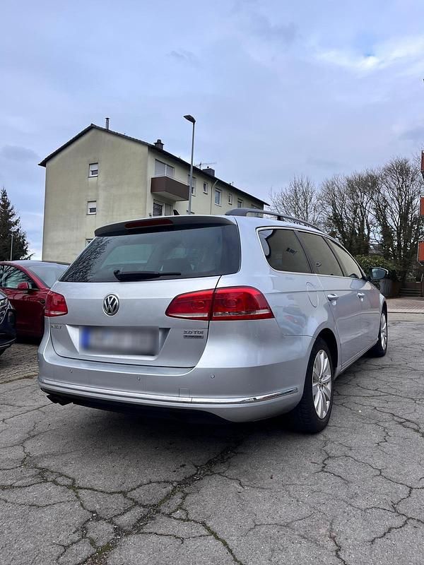 Gebraucht VW Passat 2013 Silber Kombi