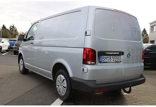 Gebraucht VW Transporter 150 PS (110 kW) 2024 Silber Van