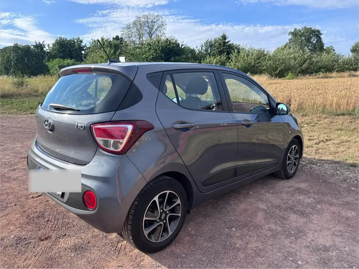 Gebraucht Hyundai i10 Style 87 PS (63 kW) 2018 Andere farben Kleinwagen