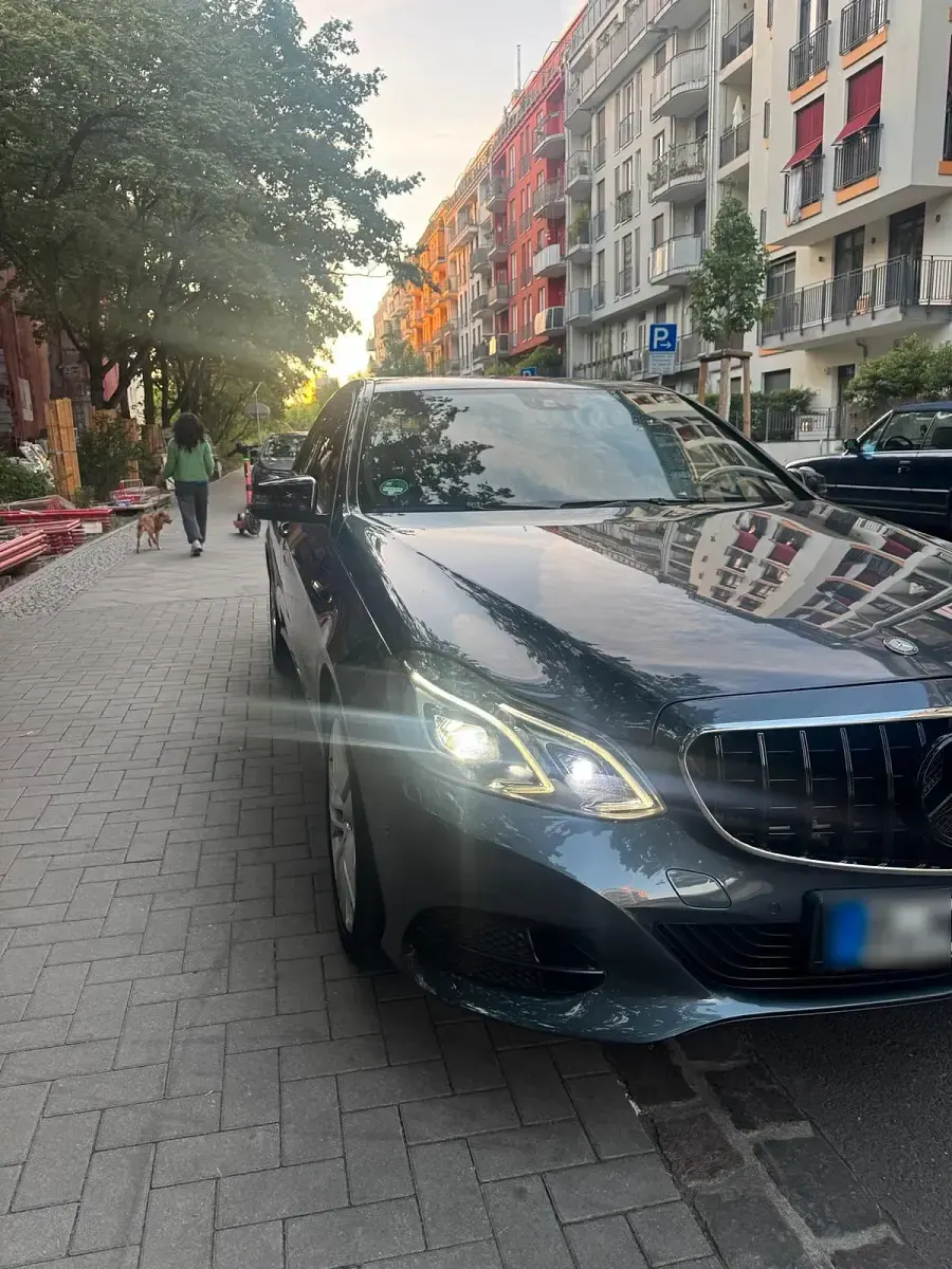 Gebraucht Mercedes E200 136 PS (100 kW) 2014 Grau Limousine