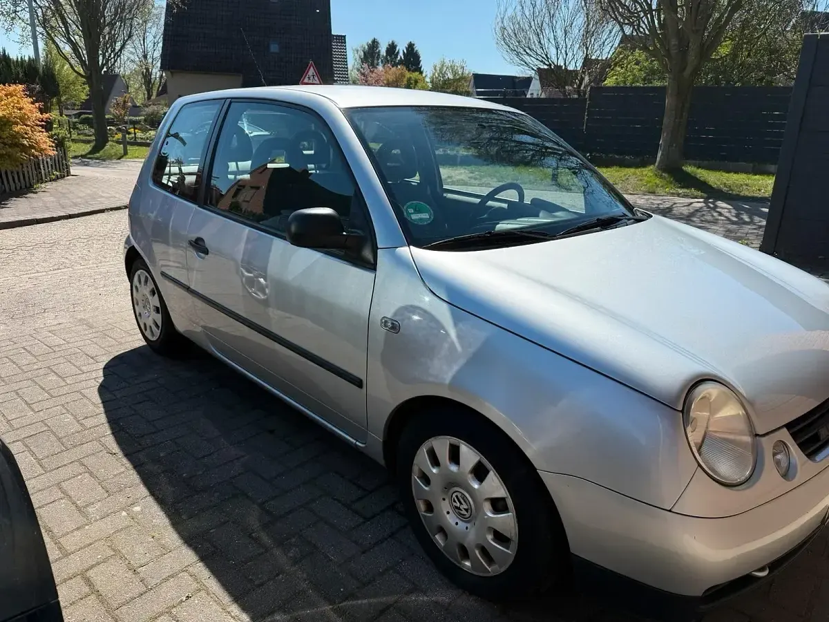 Gebraucht VW Lupo 50 PS (36 kW) 2003 Silber Kleinwagen