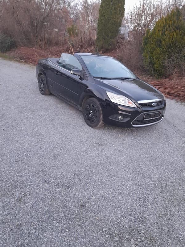 Gebraucht Ford Focus Cabriolet 100 PS (73 kW) 2008 Schwarz Cabrio
