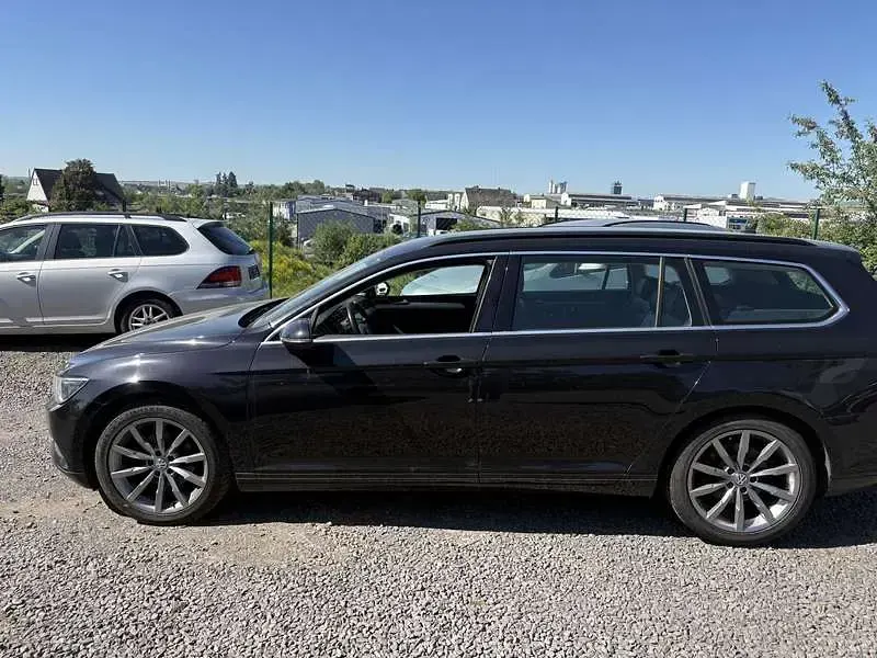 Gebraucht VW Passat Comfortline 190 PS (139 kW) 2015 Schwarz Kombi