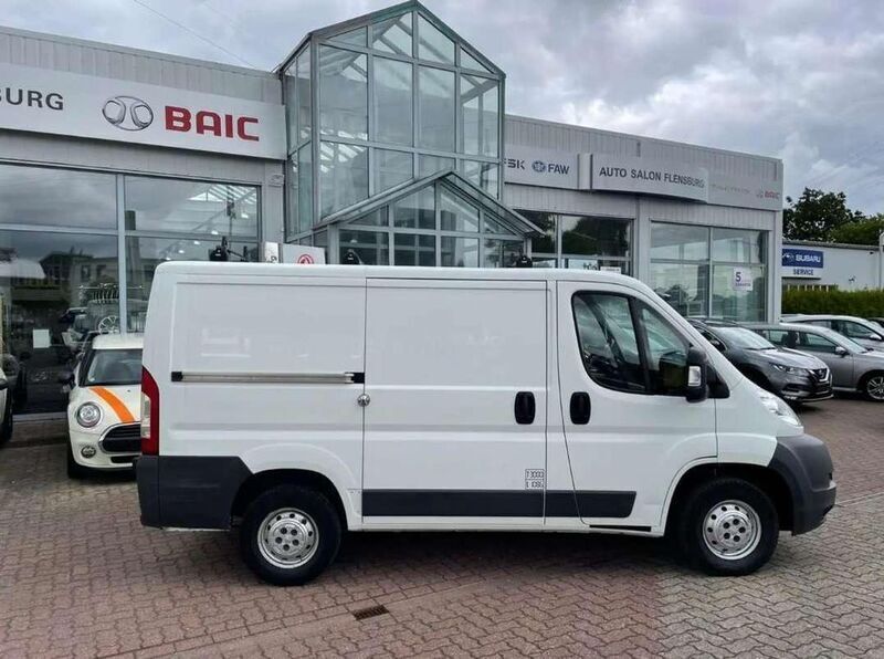 Gebraucht Peugeot Boxer 131 PS (96 kW) 2014 Weiß Van