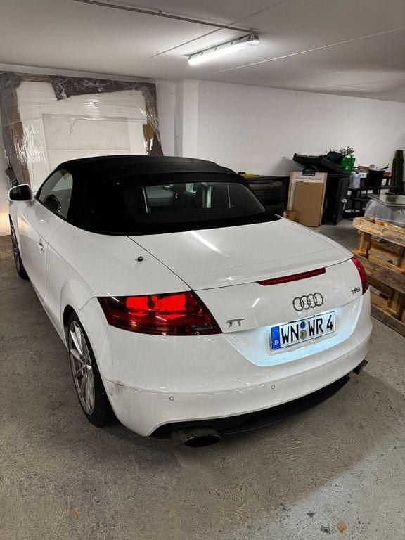 Weiß Gebraucht 2011 Audi TT Roadster Sport Cabrio | 8.500 € (Fairer Preis) - Bild 1/4