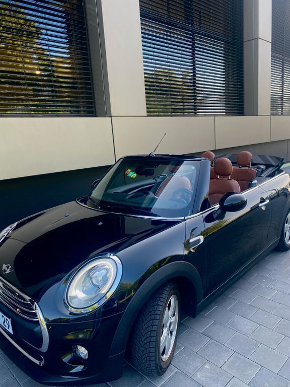 Schwarz Gebraucht 2016 Mini One Cabriolet Cabrio | 11.790 € (Fairer Preis) - Bild 1/4