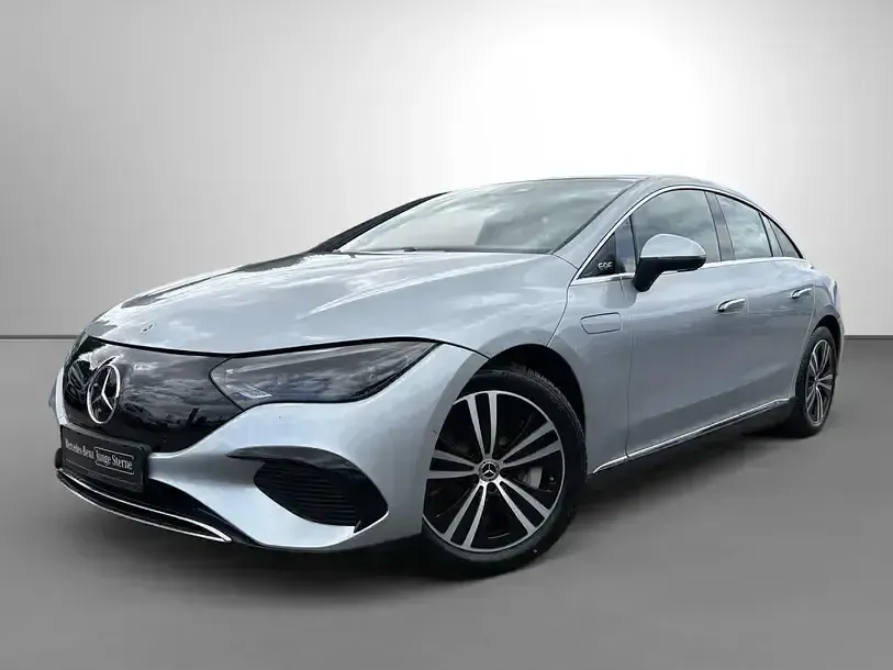 Gebraucht Mercedes EQE300 Electric Art 194 kW (265 PS) 2025 Silber Limousine