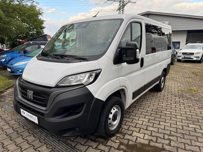 Weiß Gebraucht 2022 Fiat Ducato Van | 26.990 € (Fairer Preis) - Bild 1/4