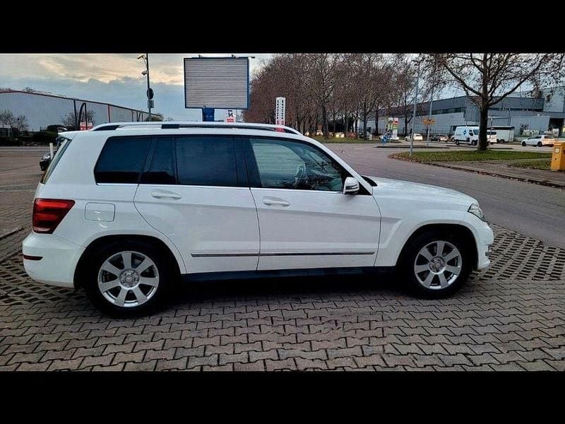 Gebraucht Mercedes GLK200 143 PS (105 kW) 2013 Weiß SUV