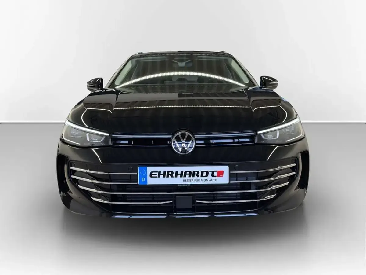Neu VW Passat Elegance 150 PS (110 kW) 2026 Schwarz Kombi