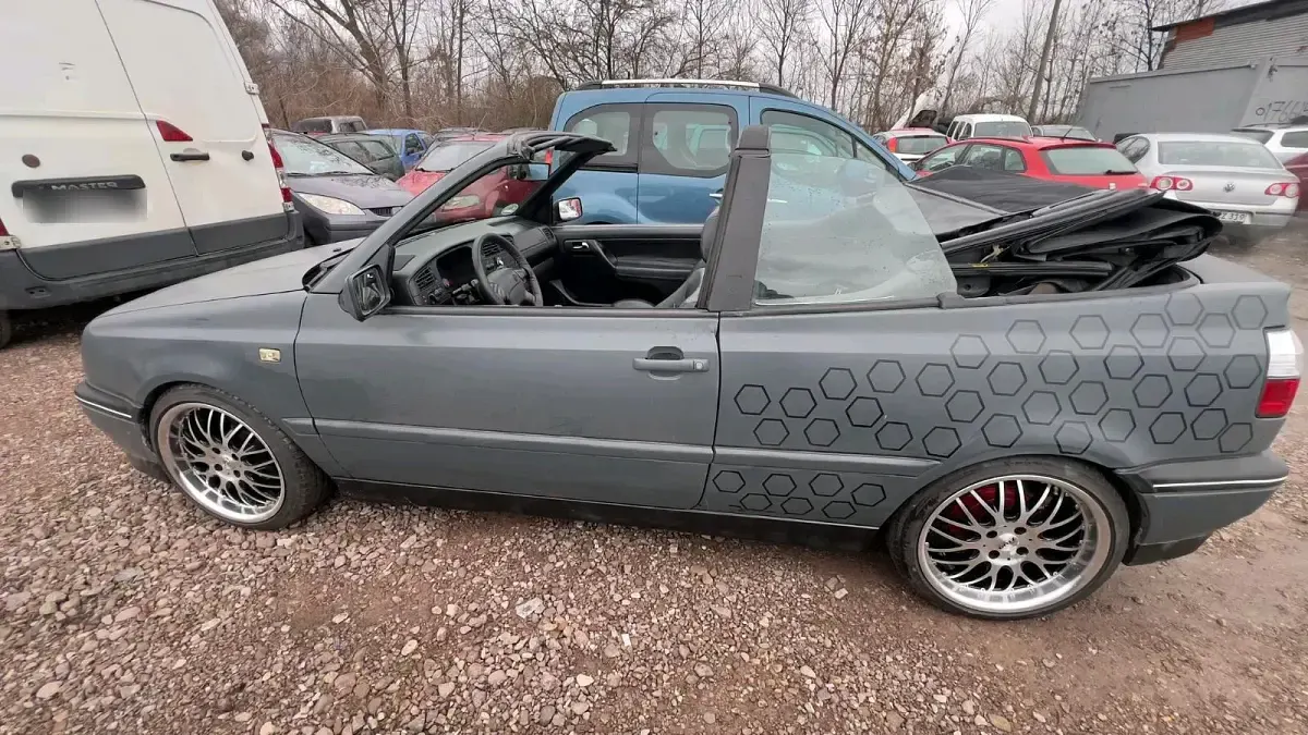 Gebraucht VW Golf Cabriolet 116 PS (85 kW) 1994 Schwarz Cabrio