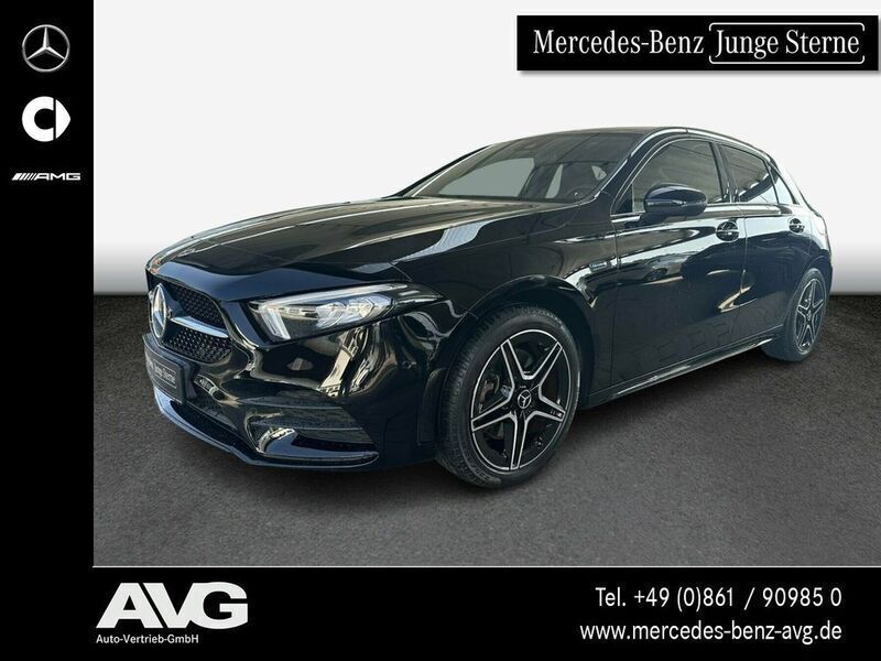 Schwarz Gebraucht 2020 Mercedes A250 AMG Limousine | 25.800 € (Fairer Preis) - Bild 1/4