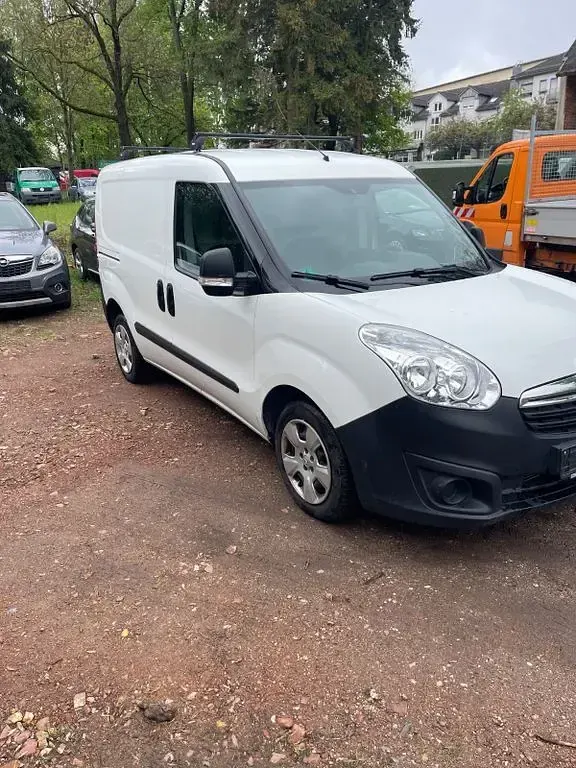 Occasion Opel Combo 90 ch (66 kW) 2013 Blanc Monospace