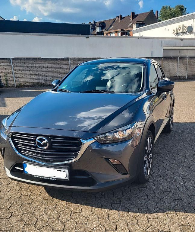 Grau Gebraucht 2018 Mazda CX-3 Sports-Line SUV | 13.900 € (Fairer Preis) - Bild 1/4