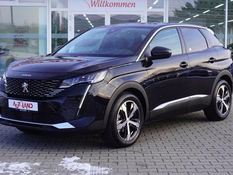 Gebraucht Peugeot 3008 Allure 131 PS (96 kW) 2022 Schwarz SUV