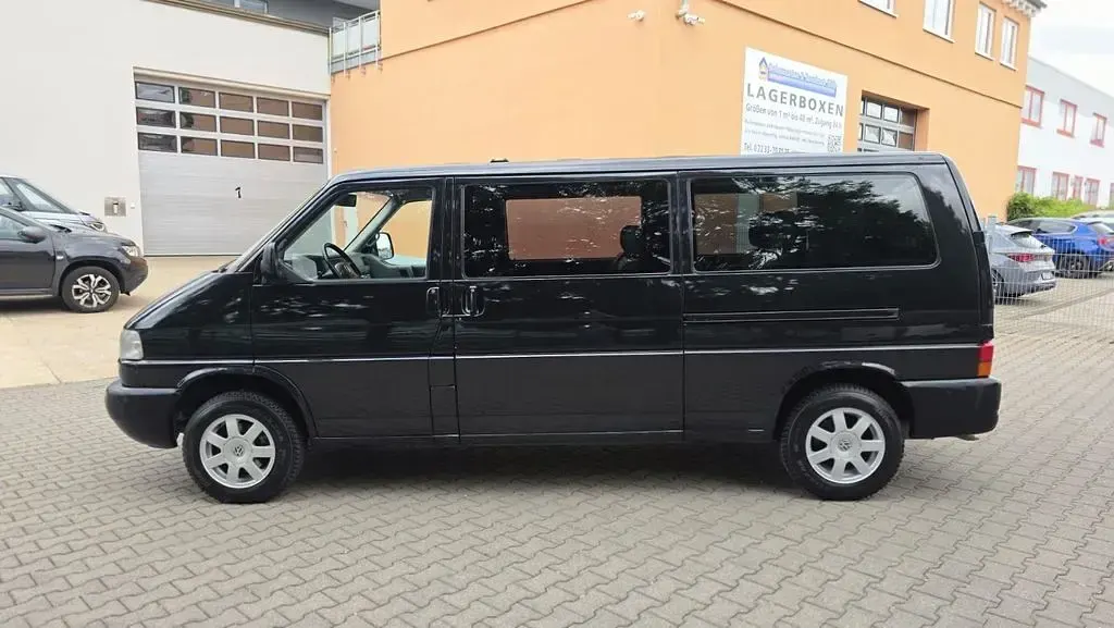 Gebraucht VW T4 102 PS (75 kW) 2003 Schwarz Van