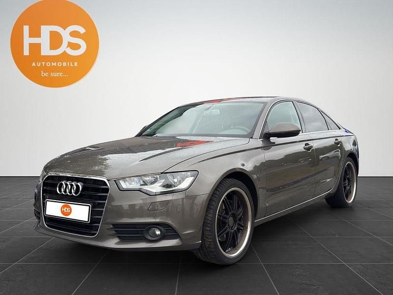 Grau Gebraucht 2011 Audi A6 Comfort Limousine | 6.450 € (Superpreis) - Bild 1/4