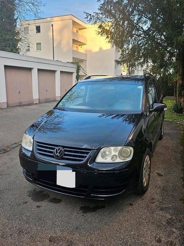 Schwarz Gebraucht 2006 VW Touran Van / Kleinbus | 600 € (Superpreis) - Bild 1/4